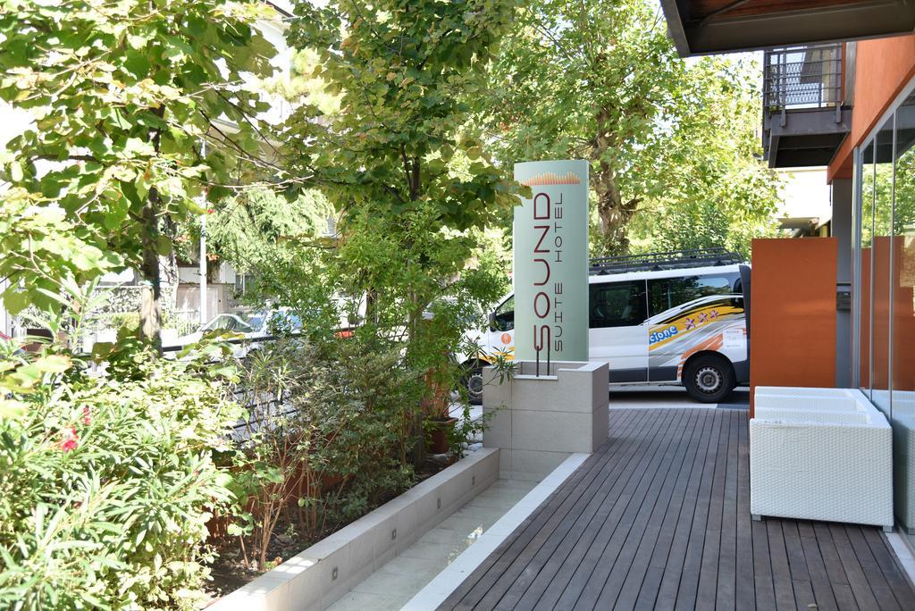 Sound Suite Hotel Riccione Exterior photo